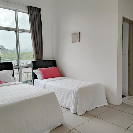 W6Warmstay@Goldenhills/3Rpenthouse/Wifi/Pasarmalamview/2Carpark Бринчанг Екстериор снимка