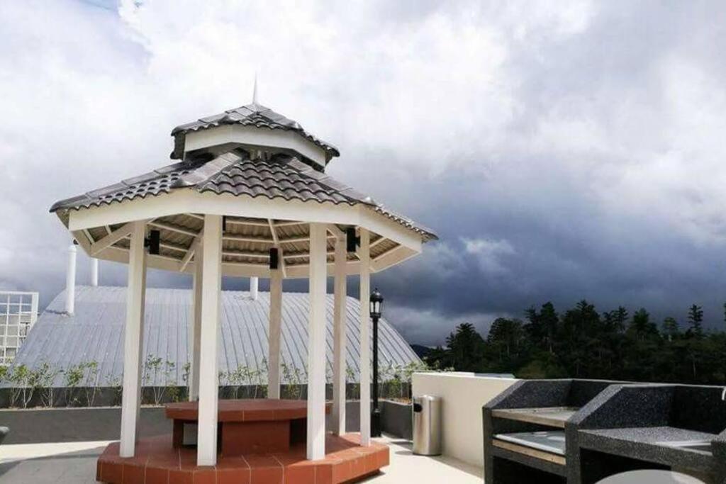 W6Warmstay@Goldenhills/3Rpenthouse/Wifi/Pasarmalamview/2Carpark Бринчанг Екстериор снимка