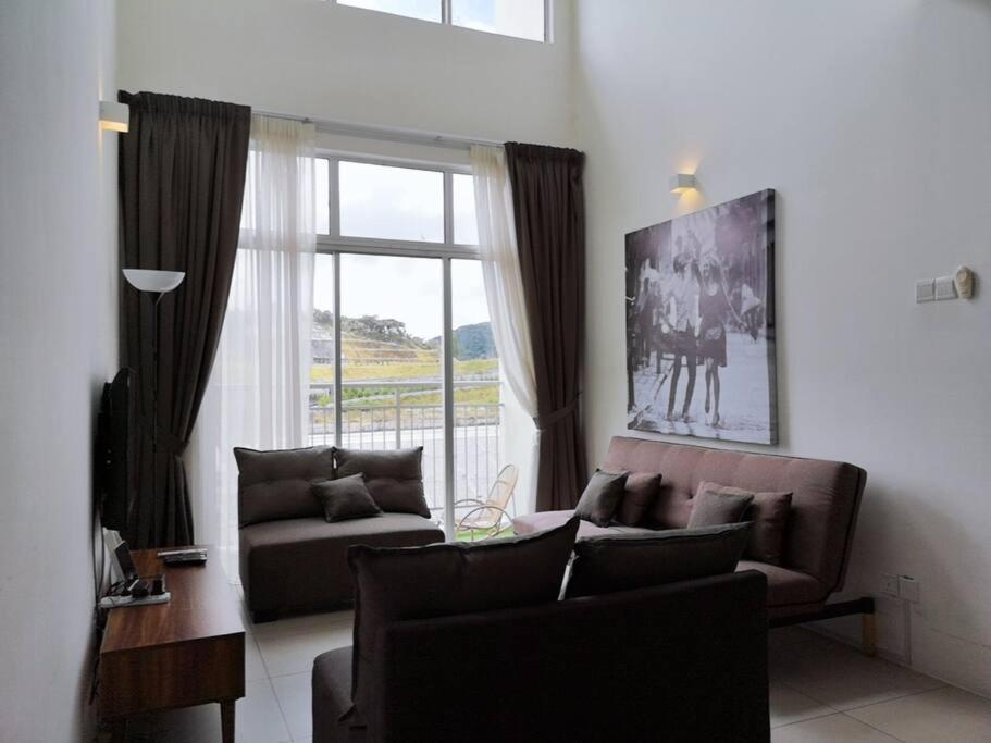 W6Warmstay@Goldenhills/3Rpenthouse/Wifi/Pasarmalamview/2Carpark Бринчанг Екстериор снимка